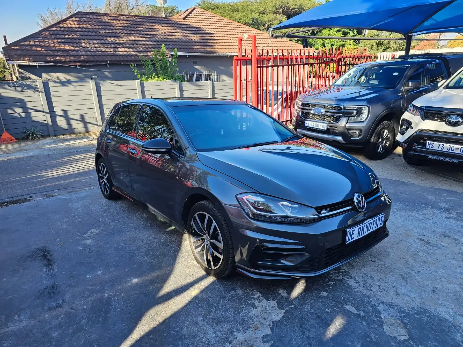 2019 Volkswagen Golf R - Image 7