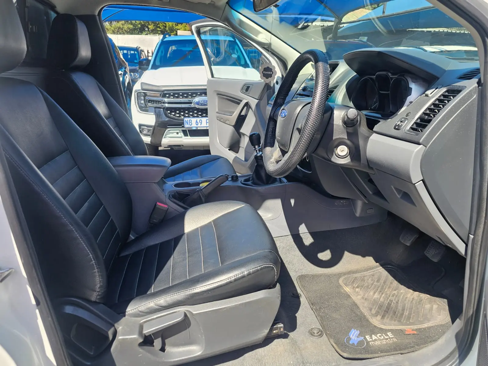 2012 Ford Ranger 2,2tdci Single cab XL Manual 4x4 - Image 14