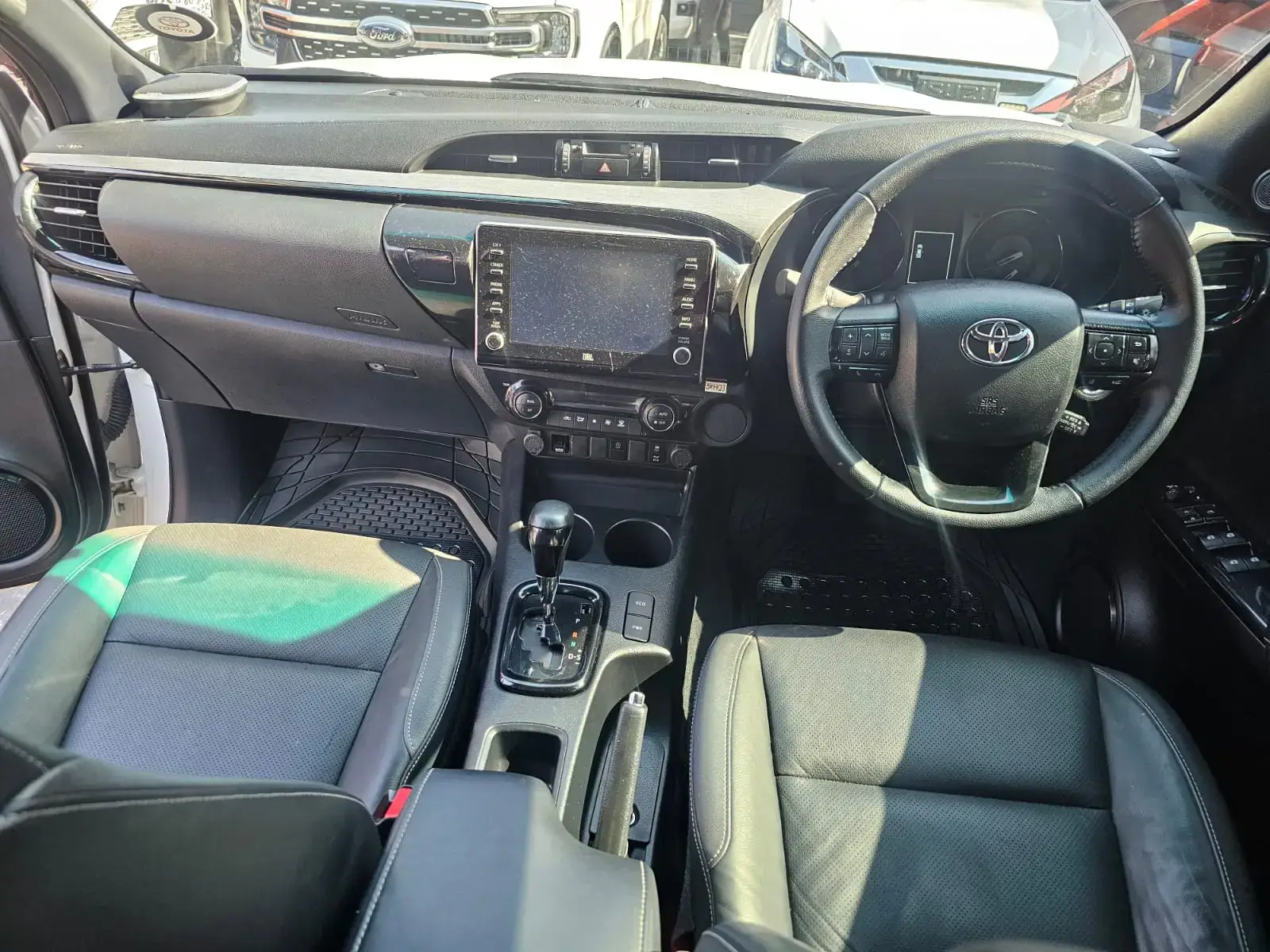 2025 Toyota Hilux 2.8GD-6 V48 DOUBLE CAB - Image 26