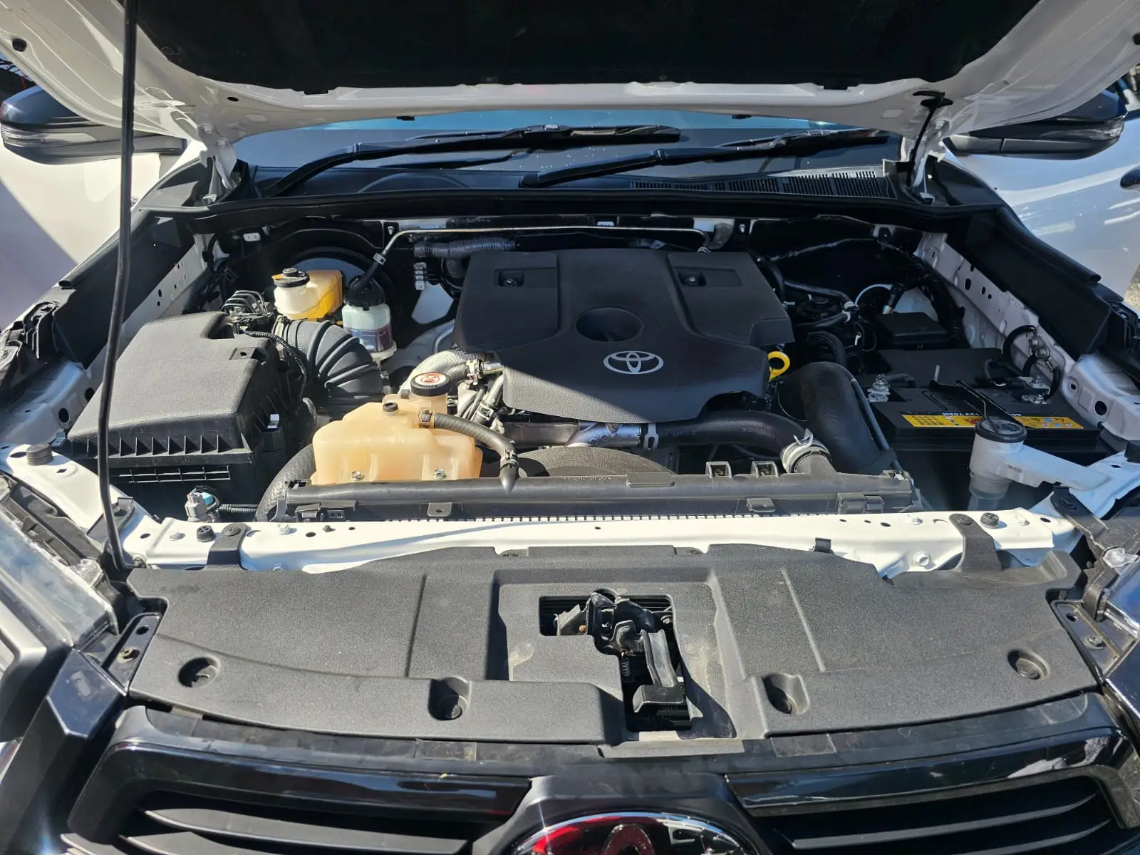 2025 Toyota Hilux 2.8GD-6 V48 DOUBLE CAB - Image 25