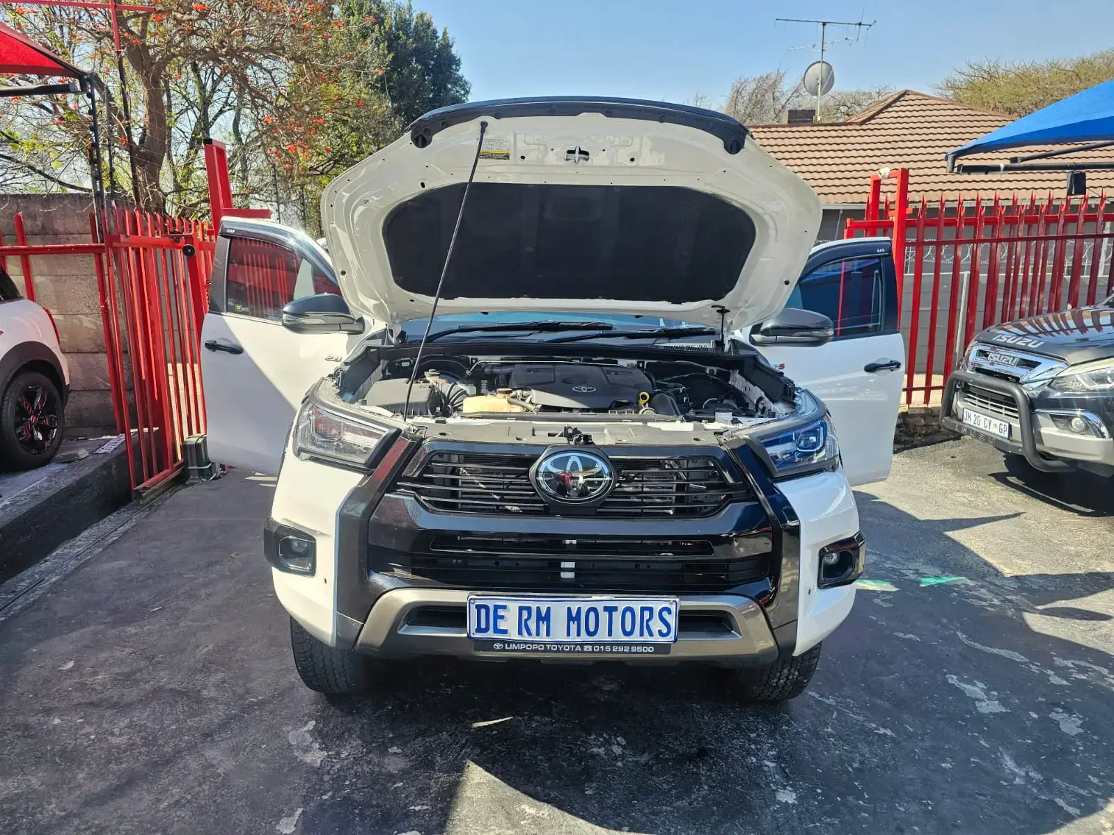 2025 Toyota Hilux 2.8GD-6 V48 DOUBLE CAB - Image 24