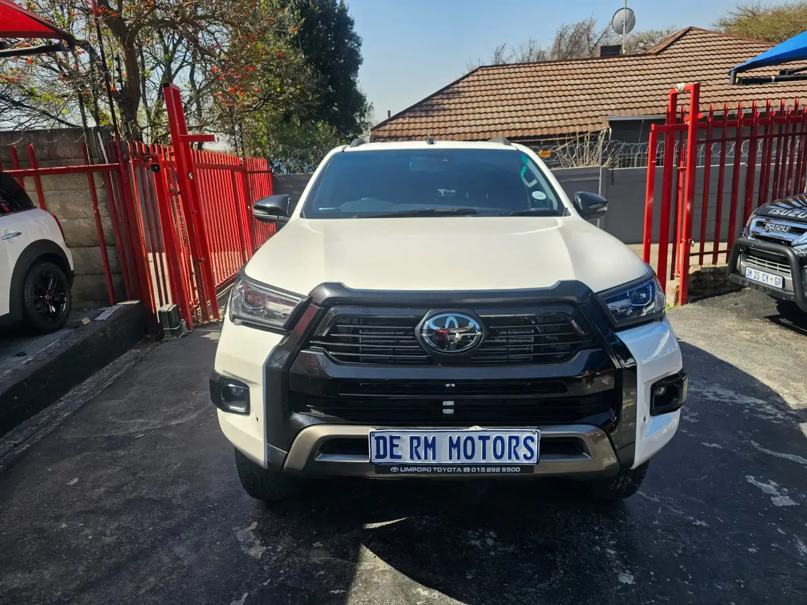 2025 Toyota Hilux 2.8GD-6 V48 DOUBLE CAB - Image 6