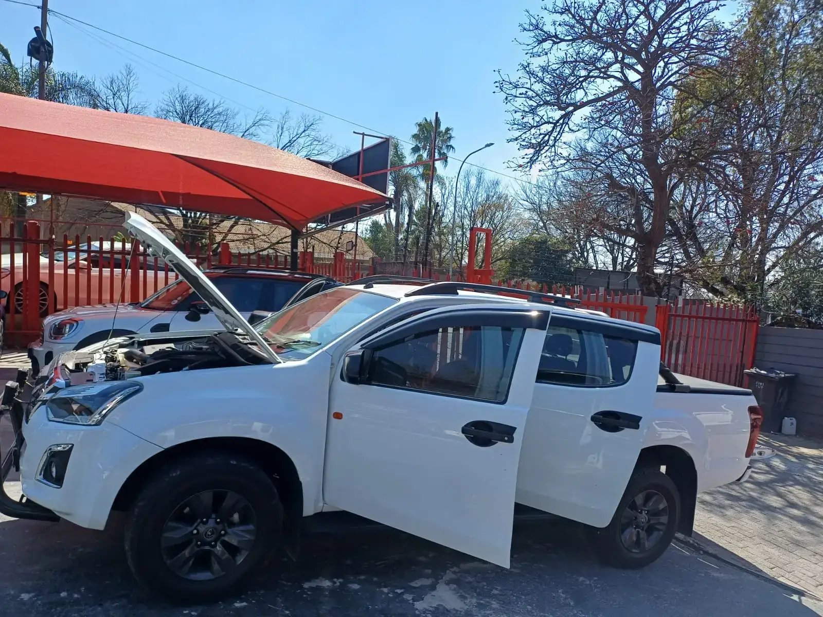 2017 ISUZU KB 300 D-TEQ - Image 23