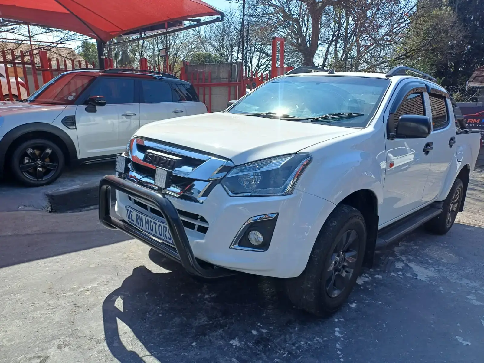 2017 ISUZU KB 300 D-TEQ - Image 1