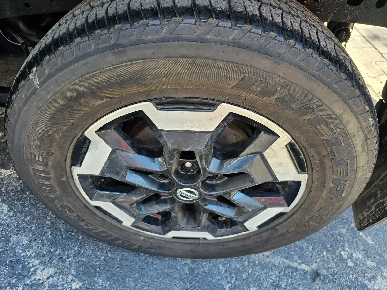 2021 NISSAN NAVARA 2.5 PR0 - Image 24