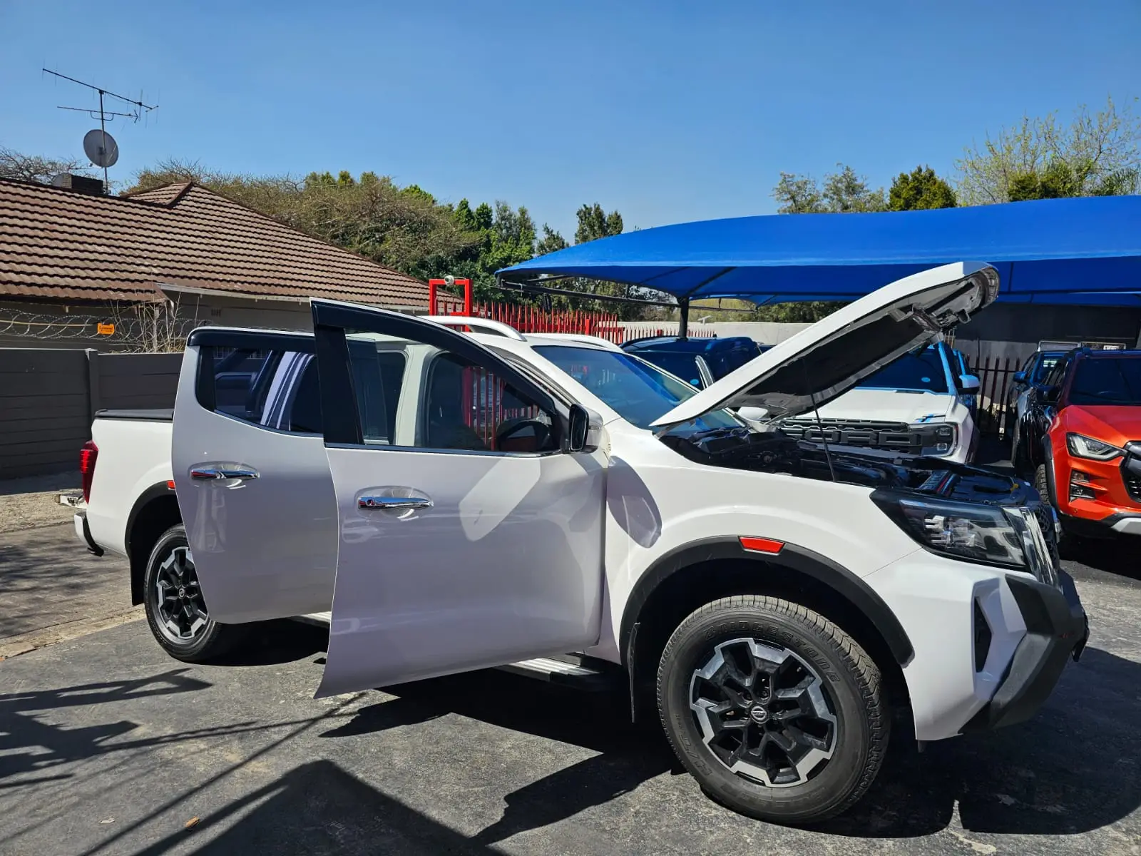 2021 NISSAN NAVARA 2.5 PR0 - Image 1
