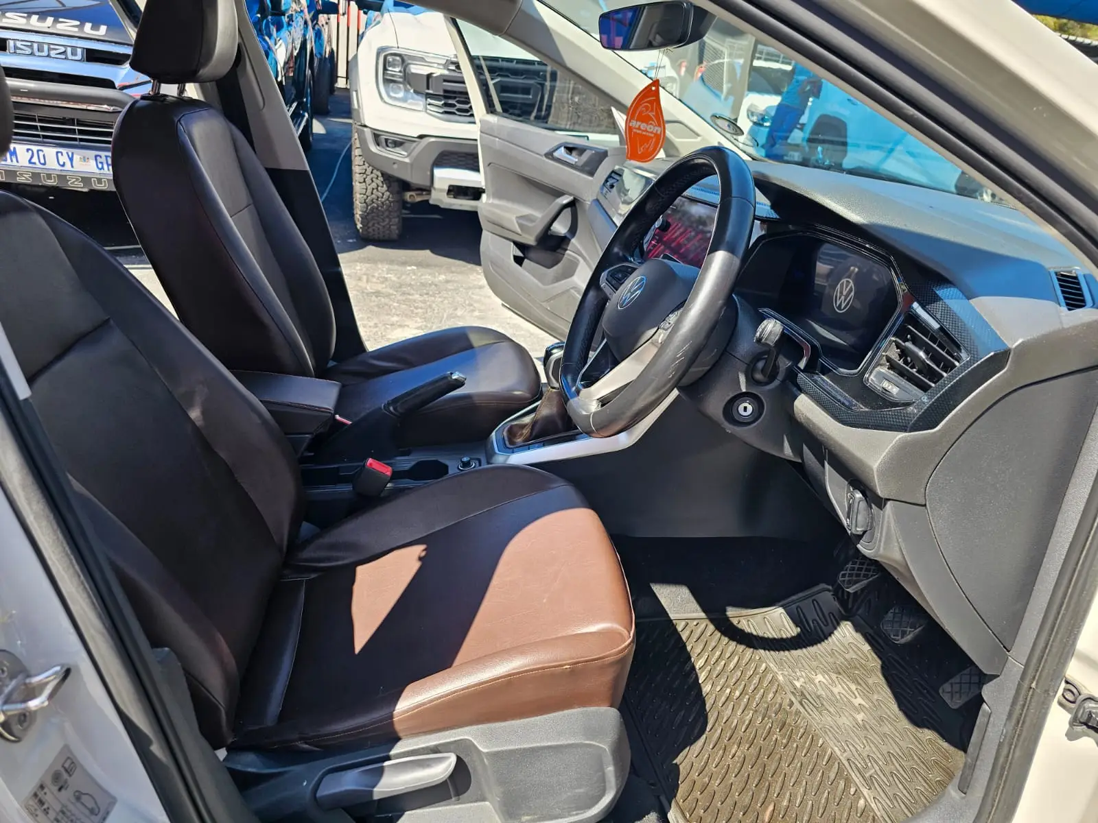 2022 Volkswagen POLO 1.0 TSI - Image 13