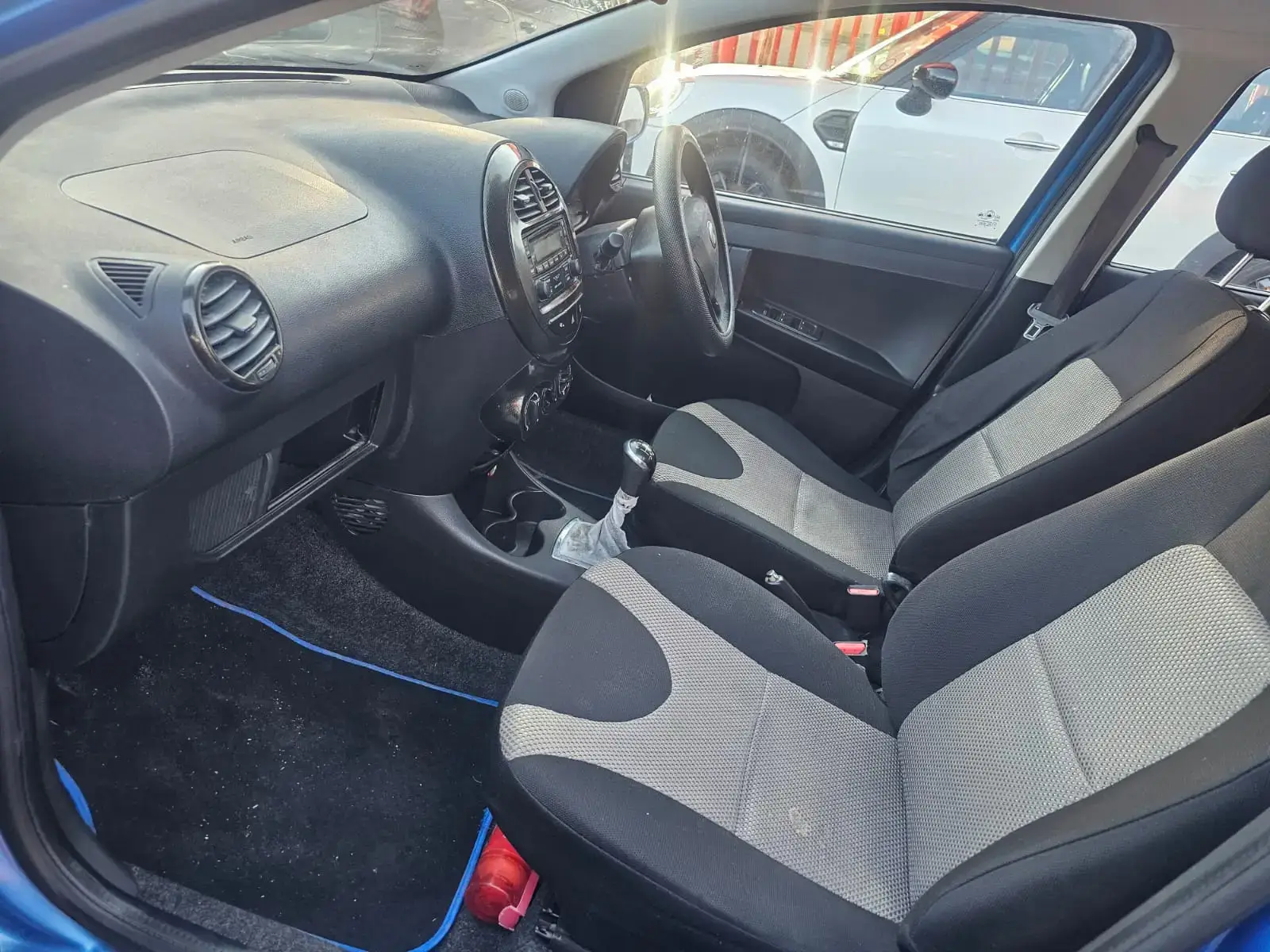 1886 GEELY CROSS 1,3 GL - Image 14
