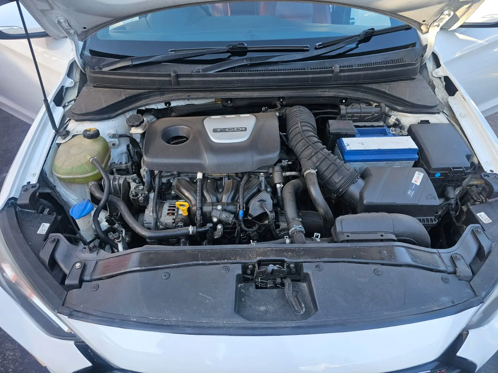 2018 HYUNDAI ELANTRA 1,8 SPORT - Image 17