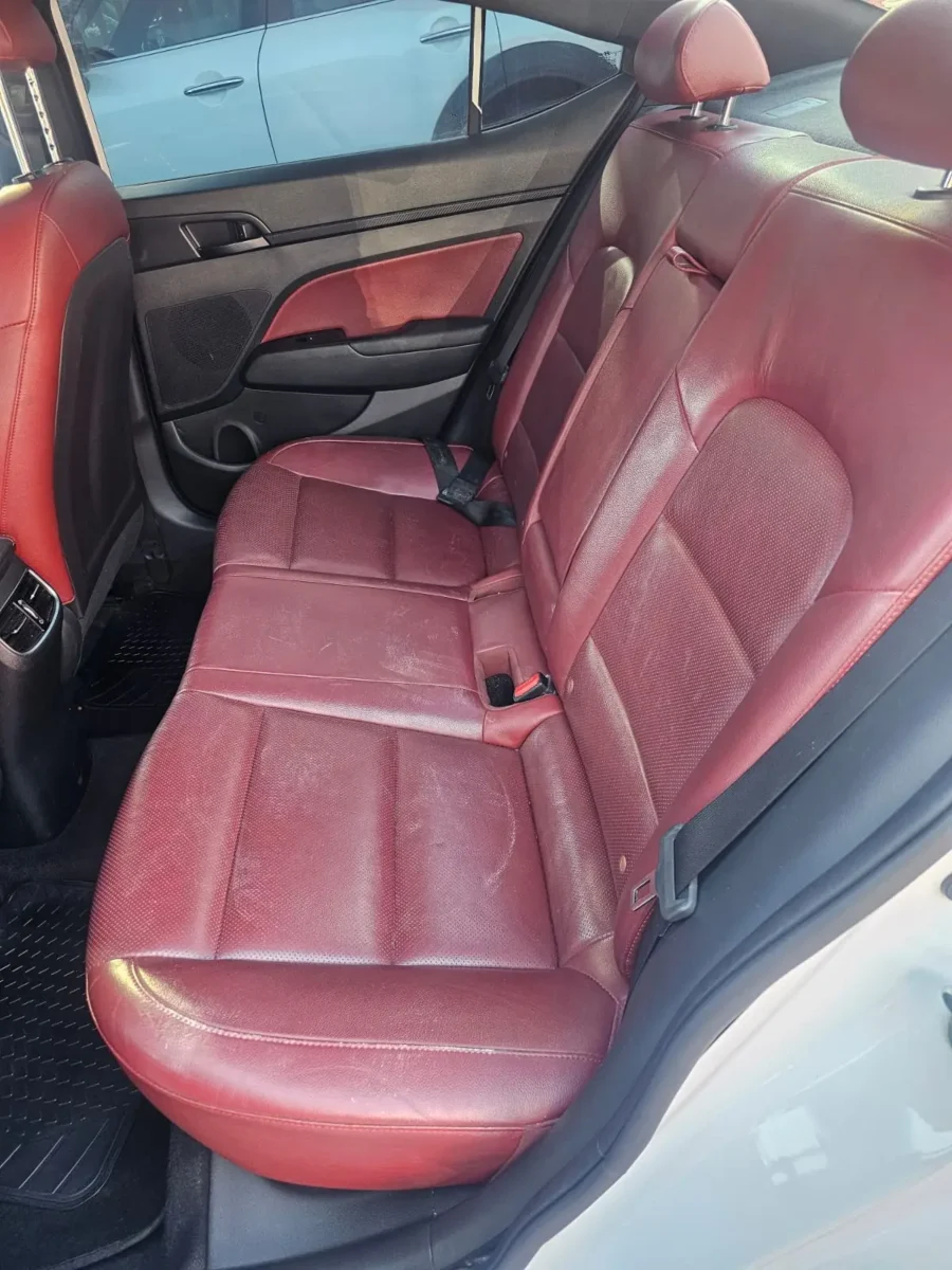 2018 HYUNDAI ELANTRA 1,8 SPORT - Image 11