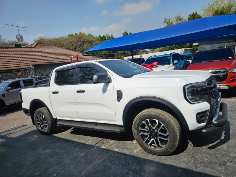 2023 Ford Ranger 2.0 DOUBLE CAB XLT - Image 17