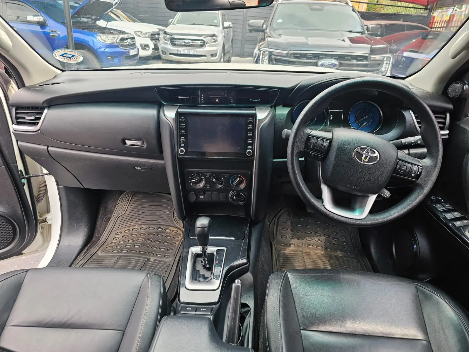 2025 Toyota Fortuner 2.4GD-6 - Image 12