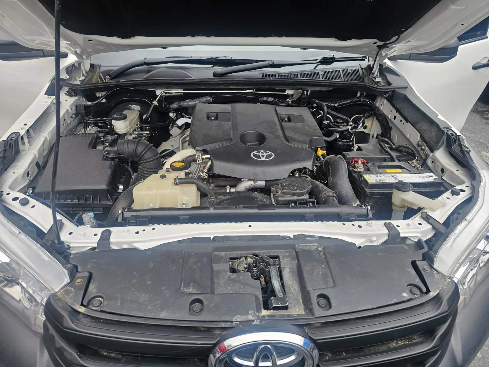 2024 Toyota Hilux 2.4gd - Image 14