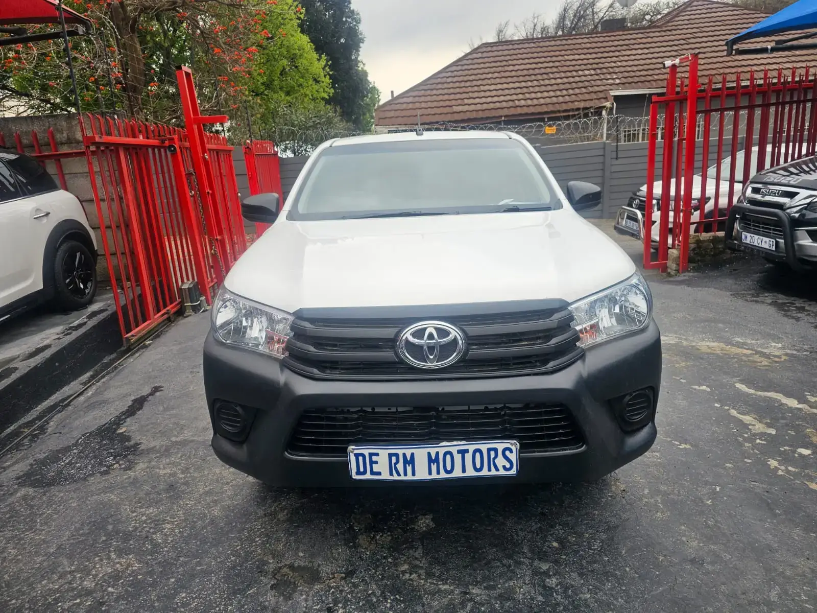 2024 Toyota Hilux 2.4gd - Image 3